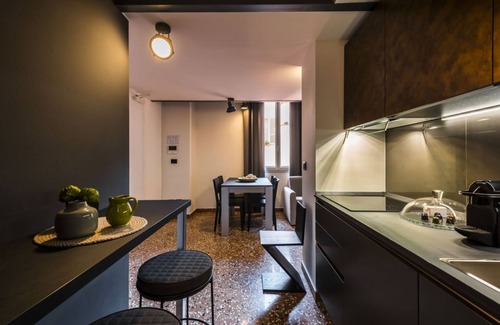 Historic Center Apartment | Top-Rated Industrial Loft with Pet-Friendly Amenities