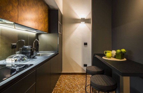 Historic Center Apartment | Top-Rated Industrial Loft with Pet-Friendly Amenities