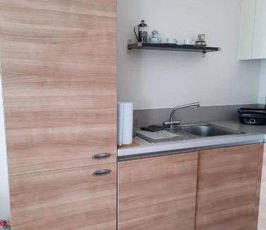 London Borough of Bexley Bed & Breakfast | Cozy Bed and Breakfast with Kitchen for 2 Guests