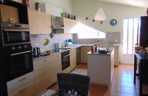 Zurgena Bed & Breakfast | Guest Rated 10/10: Casa La Vida Feliz with Pool & Kitchen