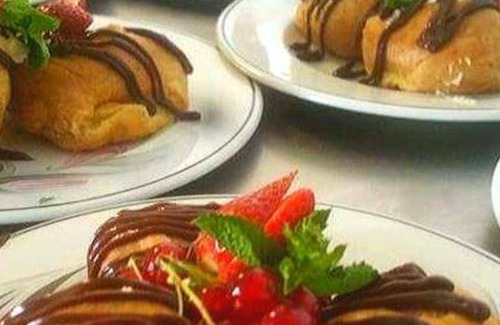 Edern Hotel | Cozy 5-Star Hotel for Up to 5 Guests with Breakfast