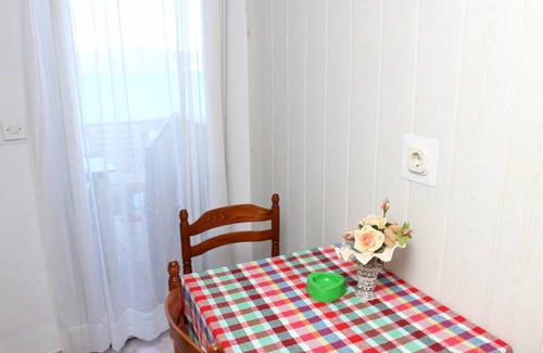 Racisce Apartment | Oceanfront Studio Flat with 10/10 Guest Rating