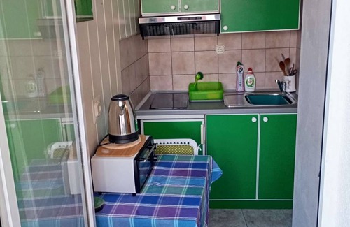 Racisce Apartment | Oceanfront Studio Flat with 10/10 Guest Rating