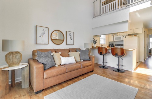 Oak Harbor Condo | 13 Mi to Port Clinton: Lake Erie Getaway w/Dock