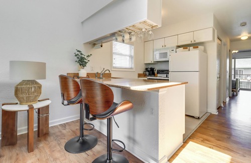 Oak Harbor Condo | 13 Mi to Port Clinton: Lake Erie Getaway w/Dock