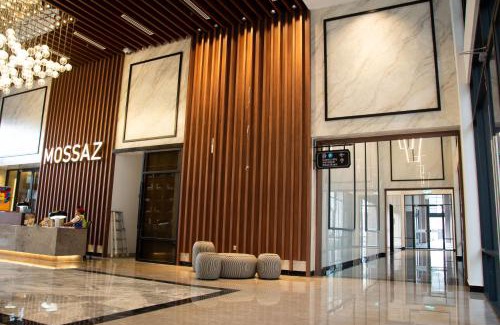 Sungai Penchala Apartment | 13 Mossaz skypool 5mins to 1U and Ikea atEmpire City by Light House