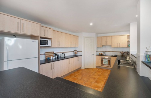 Encounter Bay House | 13 Nunkeri Avenue Encounter Bay