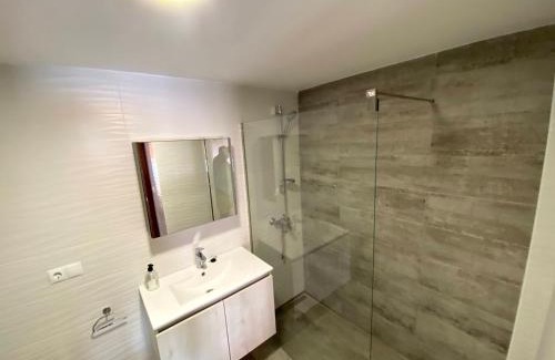 L'Albufereta Apartment | Inviting Oceanfront Apartments in Spain with Pool Access