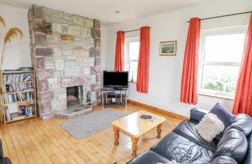Keel House | Pet-Friendly Retreat at 13 Trawmore Cottages, Rated 4 Stars