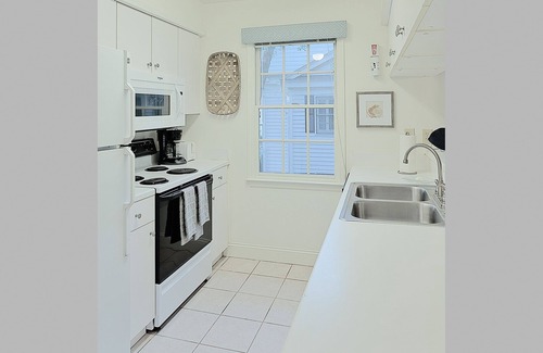 Pawleys Island Condo | Oceanfront Retreat at Pawleys Plantation with Pool Access