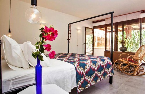 Ses Salines Bed & Breakfast | Inviting Bed and Breakfast with Eco-Friendly Amenities