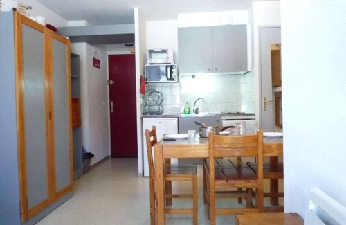 La Joue du Loup Apartment | 130m from ski slopes, Ground floor, view ski slopes, terrace, tv, ski locker, 40m², La Joue du Loup