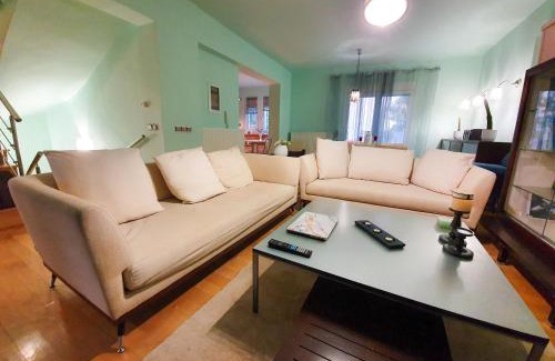 Komotini Villa | Spacious 130m2 Villa with Full Comforts for Families & Pets