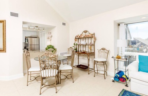 Seabrook Island Villa | Beachfront 1314 Pelican Watch Villas with Free Amenity Cards