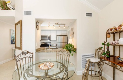 Seabrook Island Villa | Beachfront 1314 Pelican Watch Villas with Free Amenity Cards