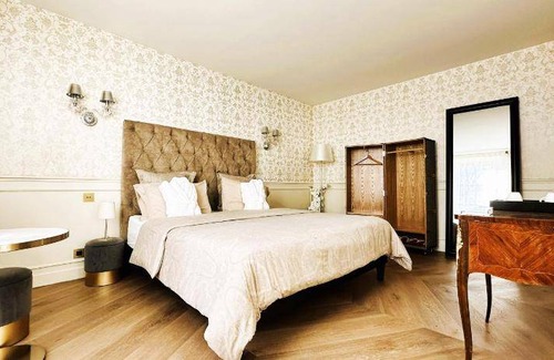 Hardricourt Bed & Breakfast | Spacious 3-Bedroom B&B with Pool for Up to 8 Guests