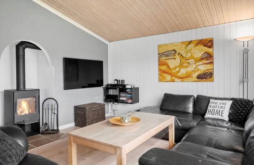 Pøt Strandby House | 132 m² House ∙ 4 bedrooms ∙ 8 guests
