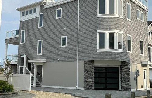Harvey Cedars House | Discover Comfort at 1345 6309F Boulevard LLC Hotel