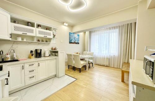 Sansar Apartment | Spacious 135m2 Apartment with Airport Pickup & Kids Welcome