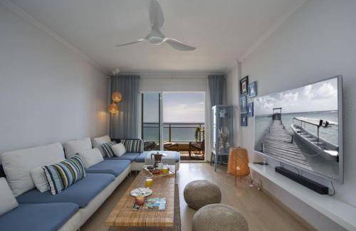Puig Apartment | Spacious 3-Bedroom Apartment with Pool for Up to 7 Guests