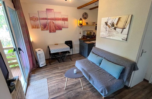 Hourtin Port House | Modern Chalet with Ocean Views in the Heart of Moussaillons
