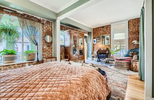 Platt Park House | Family-Friendly Retreat at 1374 S Pennsylvania St