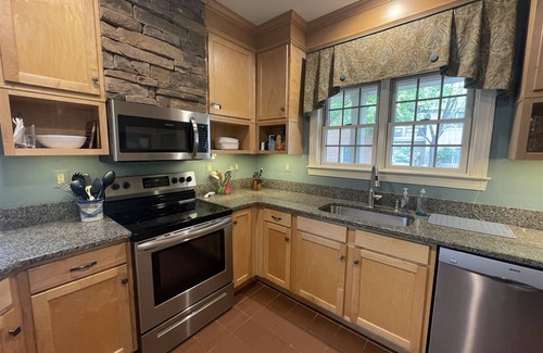Mercersburg House | Elegant Slope Side Townhouse at 13801 Trailside Lane