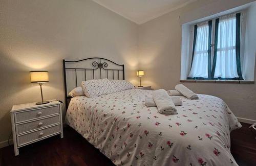 Ribadesella Apartment | Comfortable 4-Bedroom Retreat in Céntrico – Family-Friendly