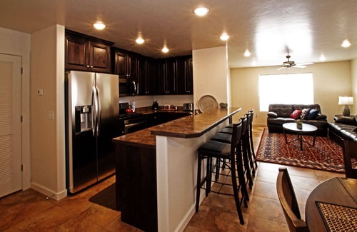 Moab South Valley House | Delicate Arch Delight: 9.8 Rated with Pool & Spa Amenities