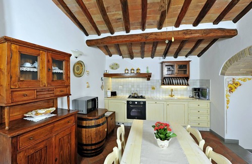 Montespertoli Villa | Medieval Villa Retreat in the Chianti Hills of Florence