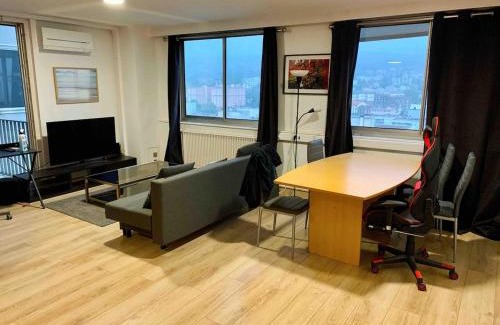 Vandoeuvre-les-Nancy Apartment | 13th floor apartment with covered parking