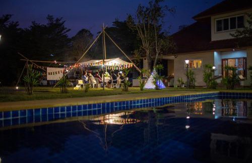 San Sai House | Pet-Friendly Villa with Pool for 14 Guests in a Scenic Retreat