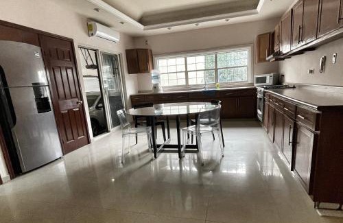 Torreon House | Cozy Suite for Two with Pool Access and Family-Friendly Vibe