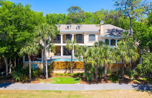 North Forest Beach House | Discover 14 Dove Street: Family-Friendly Retreat with Pool