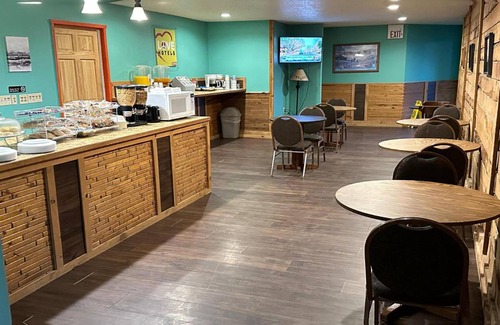 Northeast Entrance Badlands Hotel | Budget-Friendly Love Hotel Badlands in Kadoka, SD