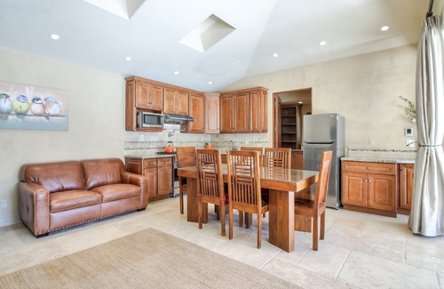 Lindenwood Villa | Discover a 12+ Million Estate Near Stanford with Pool & Spa
