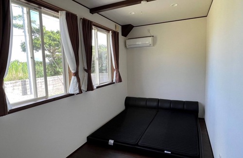 Akaogi House | Convenient Stay in Oshimagun Near Amami Airport for 5
