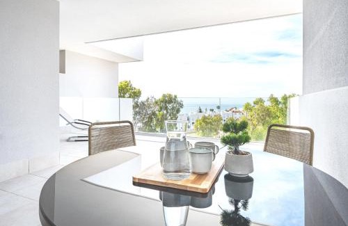 Alcorrin Apartment | Modern Apartment with Terrace, Sea View & Jacuzzi in Manilva