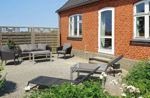 Aeroskobing House | Spacious Holiday Home for 14 in Ærøskøbing - Rated 9.6/10