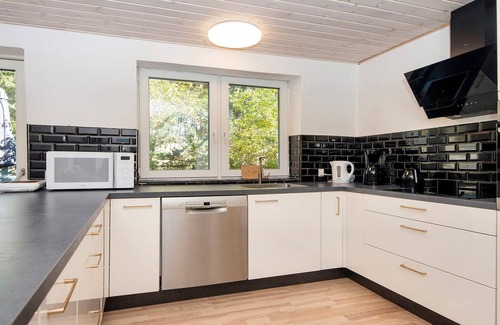 Sønderstrand House | Oceanfront Holiday Home in Rømø for 14 Guests