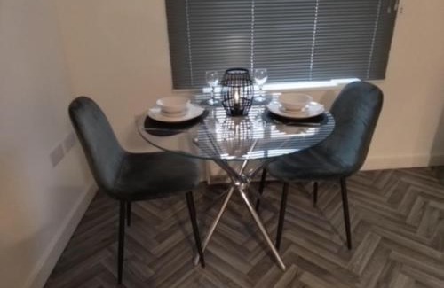 Worksop Apartment | Family-Friendly Retreat at 14 Plants Yard - Rated 8.7/10
