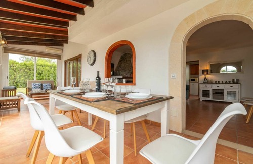 Alcudia Villa | Spacious Villa with Pool & Mountain View for 8 Guests