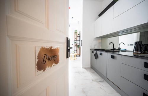 Old Town Apartment | Spacious 140 SQM Apartment Ideal for Group Getaways