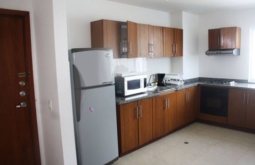 El Laguito Apartment | Family-Friendly Duplex with Ocean View and Pool Access
