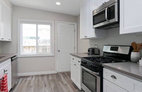 Pierpont Bay House | After Dune Delight: Guest Rated 9.8 with Spa & Pet-Friendly