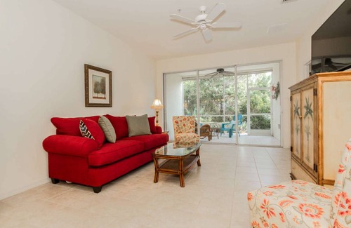 Lucaya Condo | 142 m² Condo ∙ 2 bedrooms ∙ 8 guests