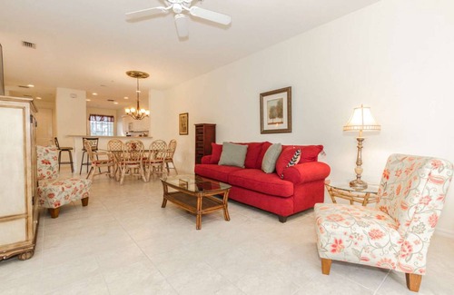 Lucaya Condo | 142 m² Condo ∙ 2 bedrooms ∙ 8 guests