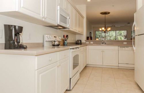 Lucaya Condo | 142 m² Condo ∙ 2 bedrooms ∙ 8 guests