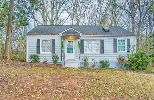 Atlanta House | Pet-Friendly 1429 Lanvale: Boho Retreat Near Downtown