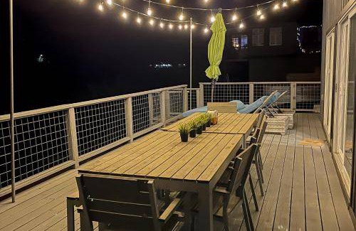 Monte Rio House | Spacious 3-Bedroom House for 6 Guests with Kitchen & Pets
